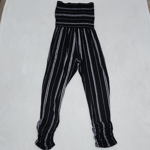 Fashion Nova Black and White Striped Alexandria Jumpsuit M - Picture 5 of 8